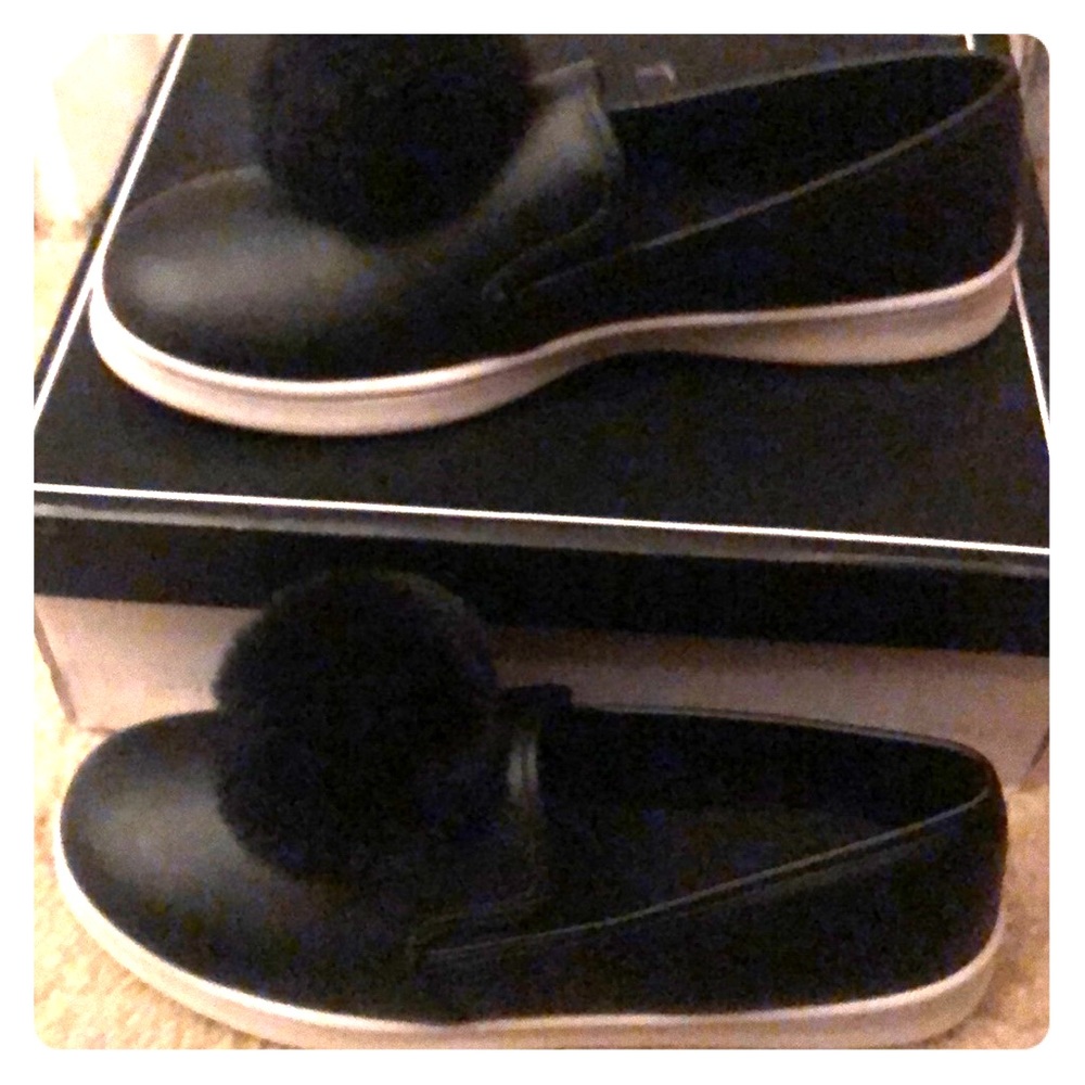Bamboo Pom Pom Shoes